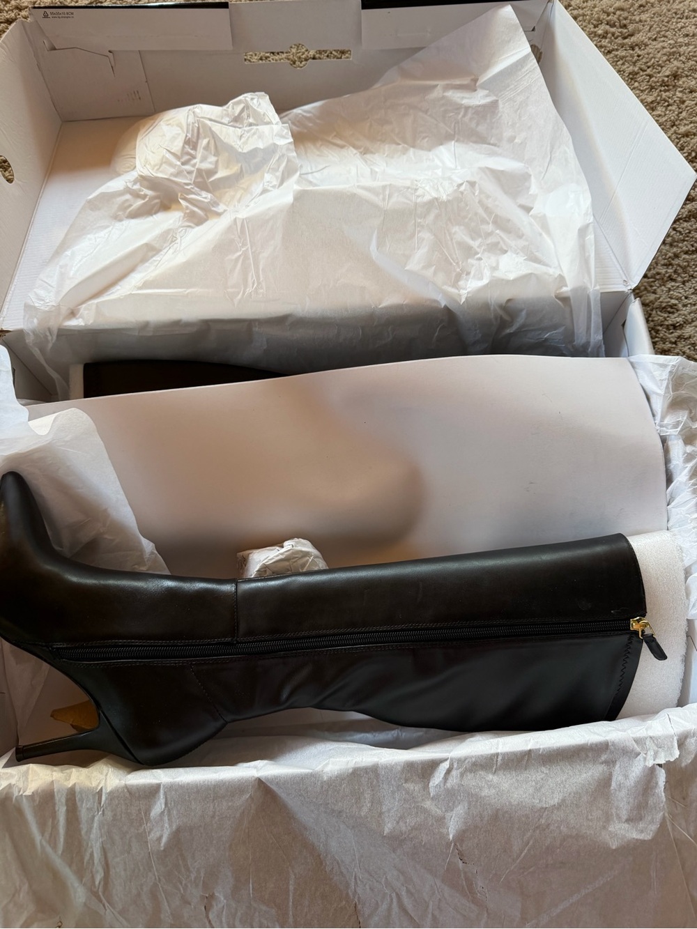 Nine West White and Black Trim Shoe Box - Picture 2 of 6